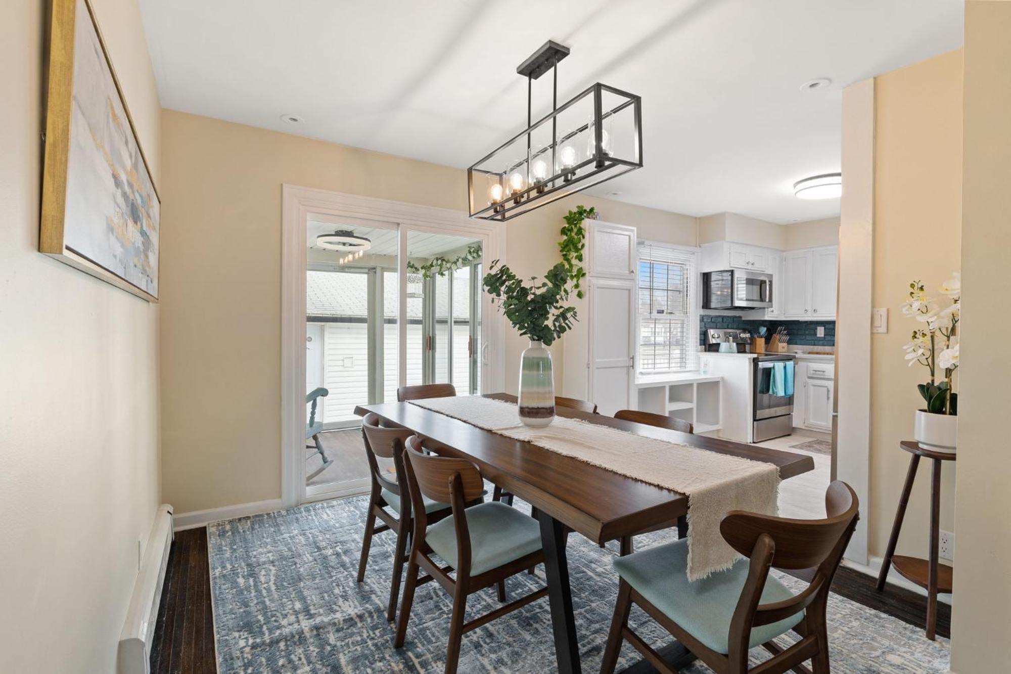Charming In Speedway * Indianapolis
