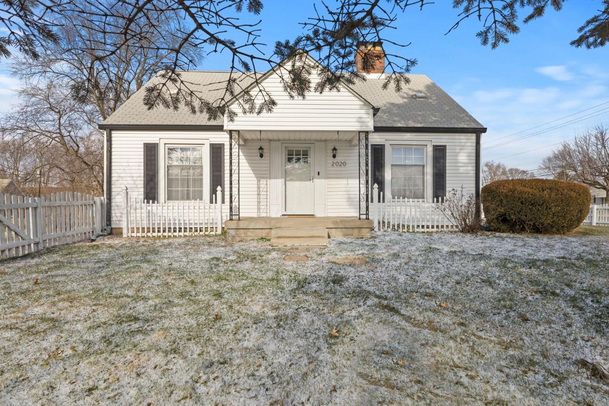Charming In Speedway Holiday home