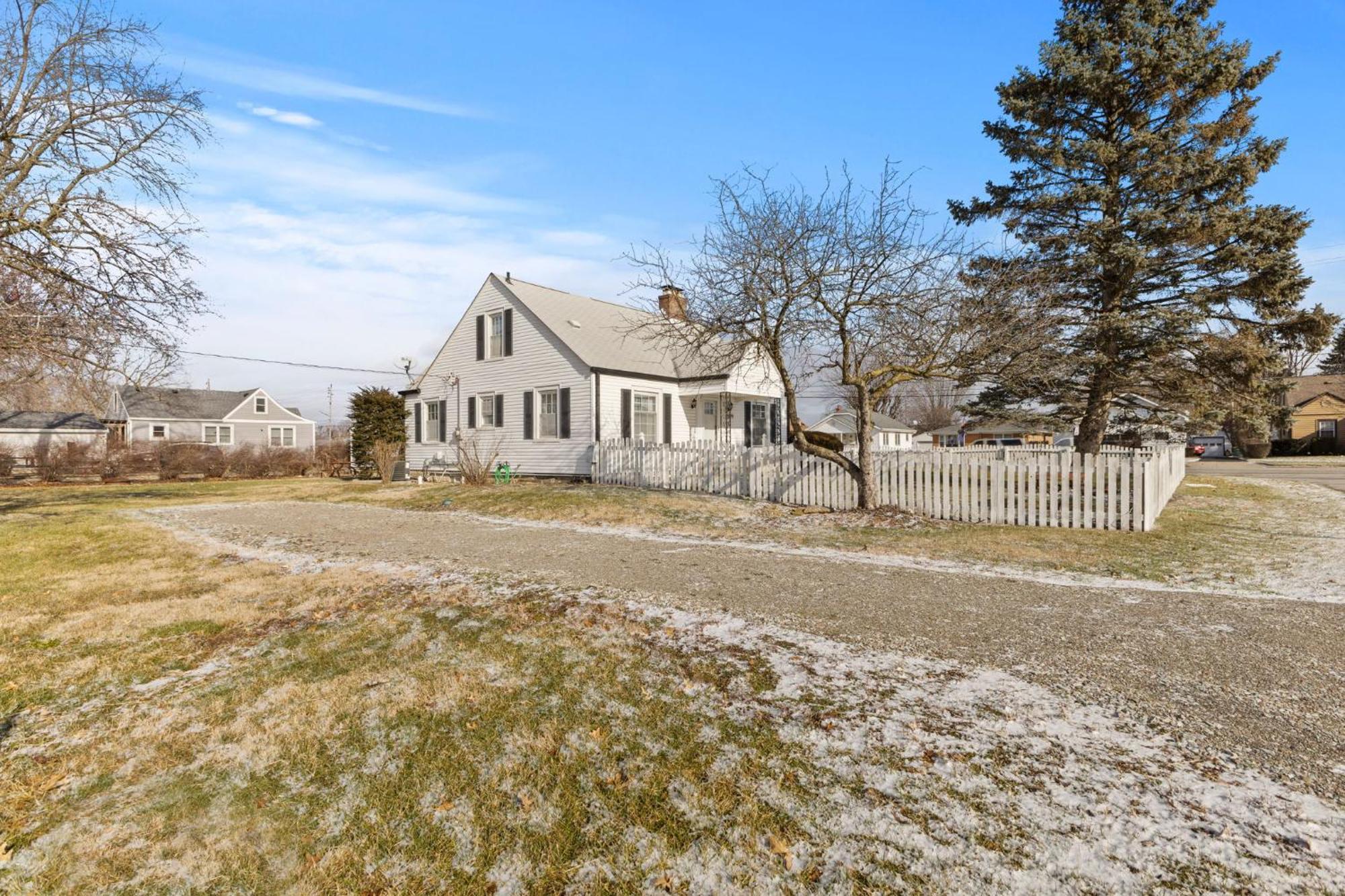 Charming In Speedway Holiday home Indianapolis